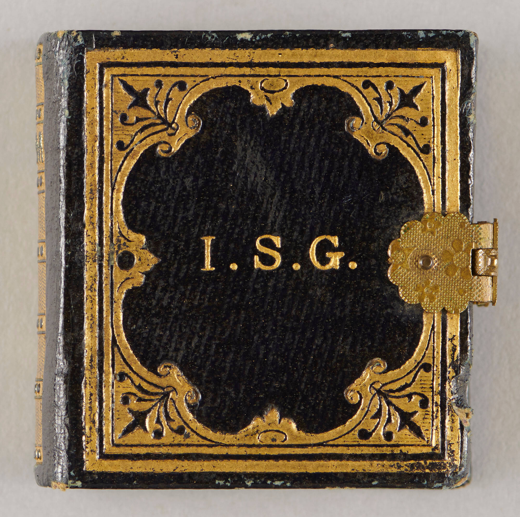 Portrait Album of Gem Photographs | Isabella Stewart Gardner Museum