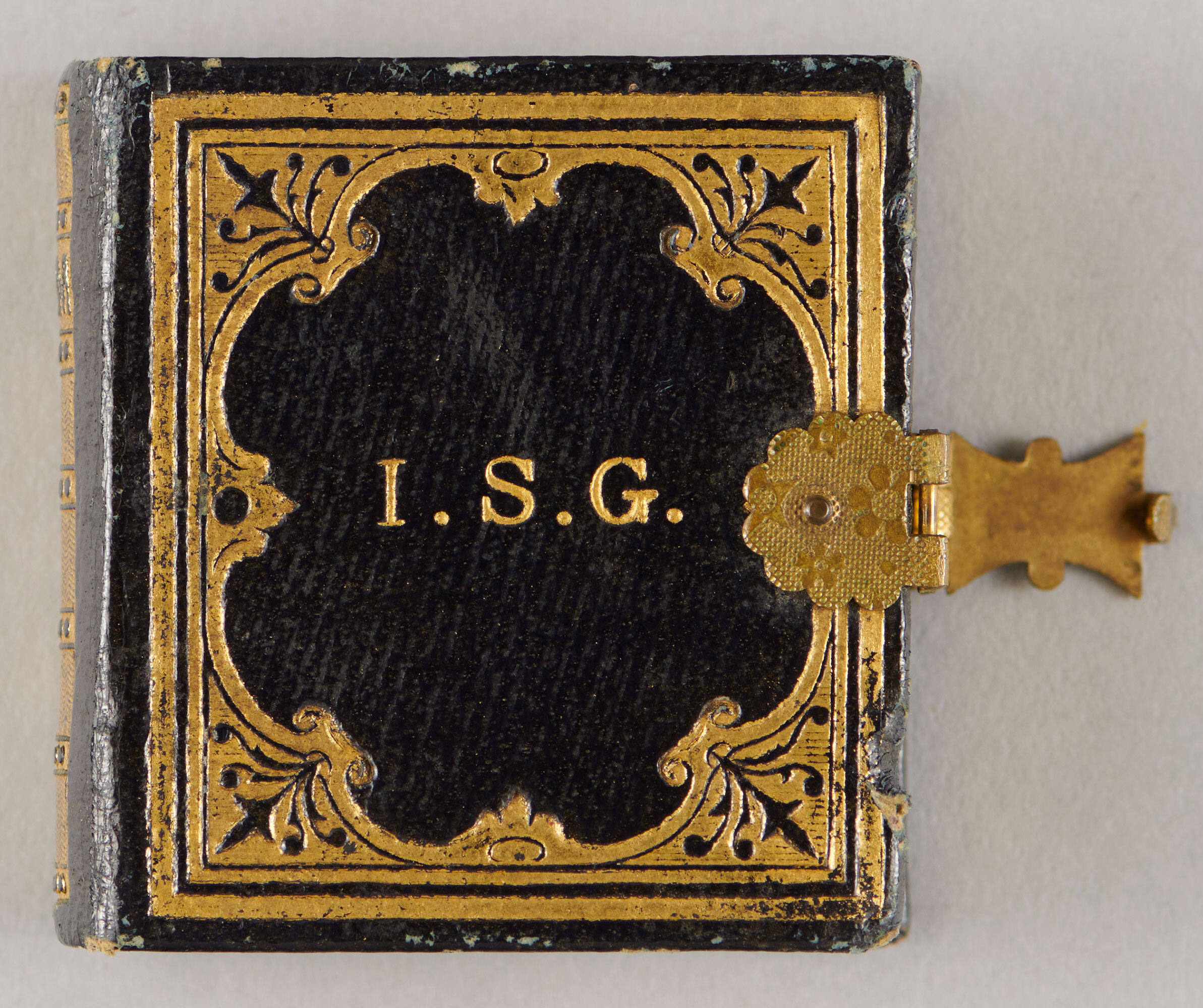 ミュージシャン first photo book GARNET CROWN Portrait Album of Gem Photographs | Isabella Stewart Gardner Museum