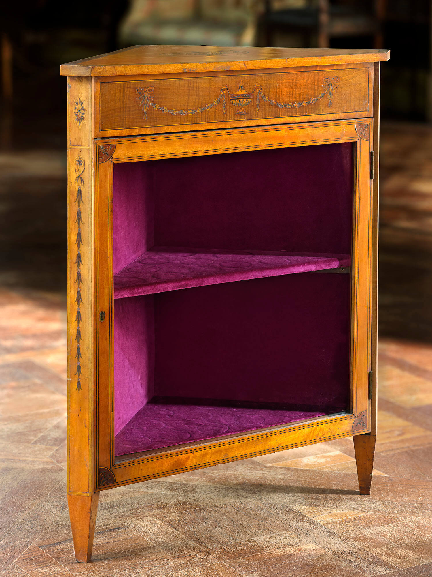 Cabinet Isabella Stewart Gardner Museum cabinet-isabella-stewart-gardner-museum