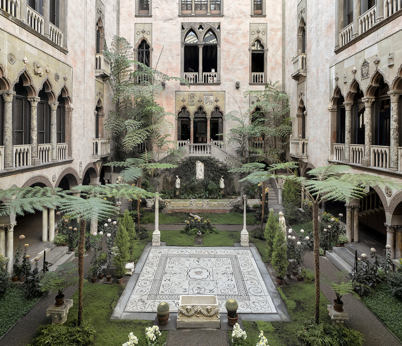 https://www.gardnermuseum.org/sites/default/files/styles/fullwidth/public/images/rooms/hero/art_room_courtyard.jpg