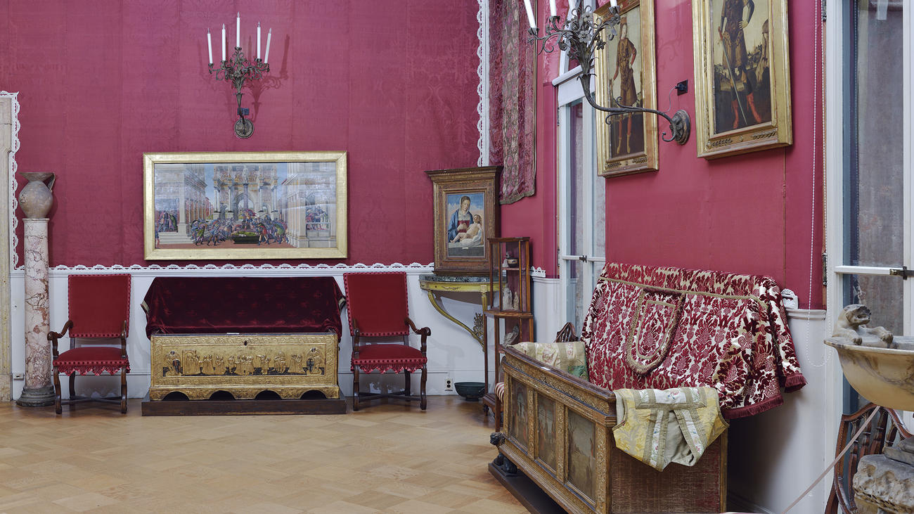 Raphael Room before restoration