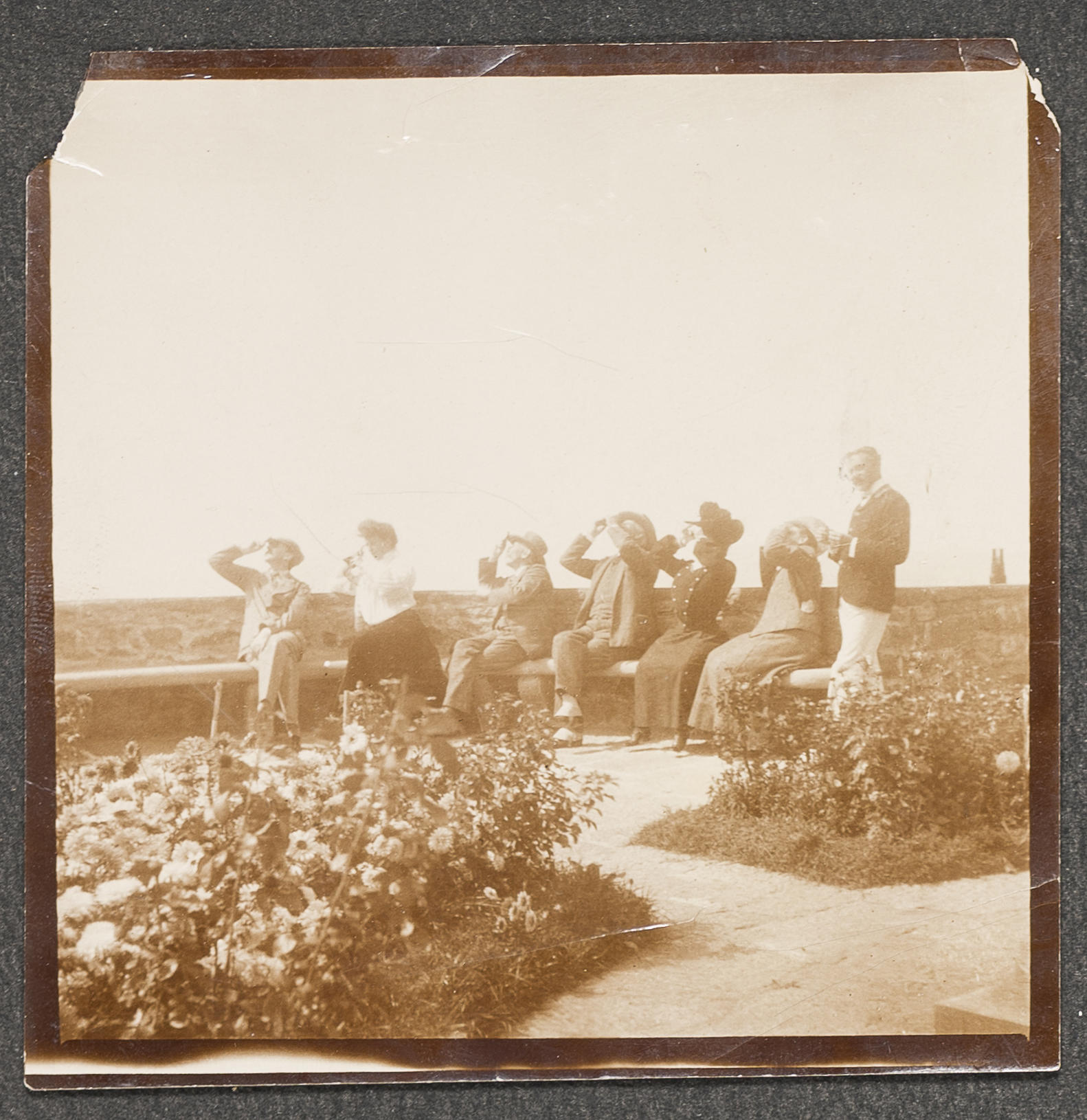 Isabella Stewart Gardner Bird Watching with Friends at Red Roof, Gloucester, Massachusetts, 1907–1909