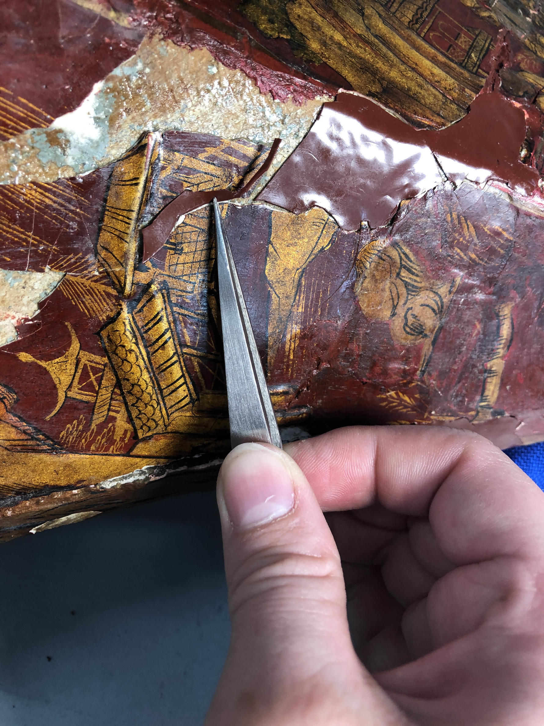 Hanging bookcase during 2019 conservation treatment