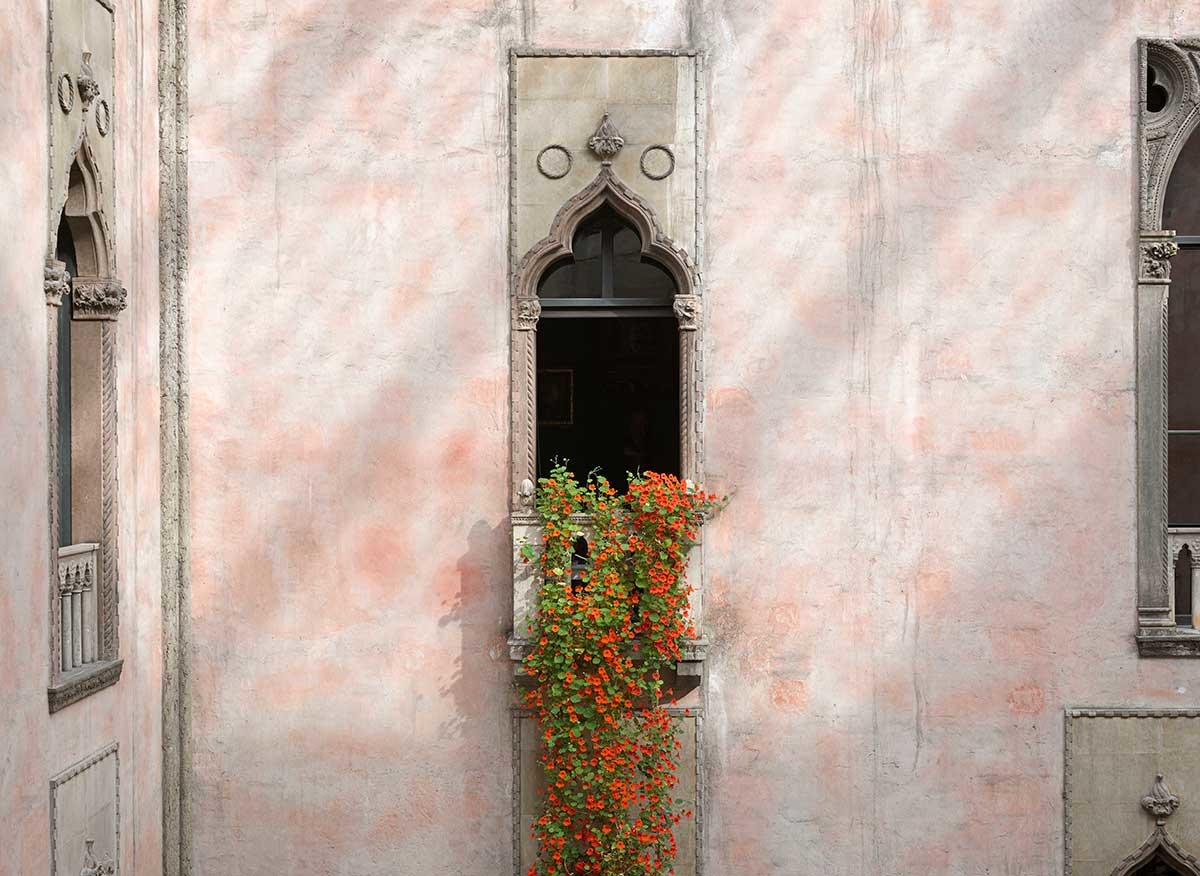 A Venetian window in Courtyard