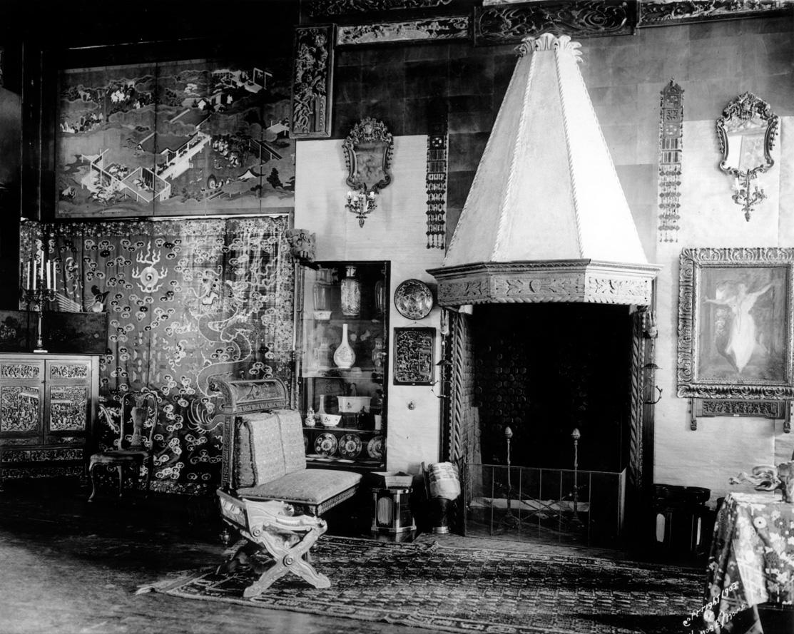 A black and white image of the Chinese Room.