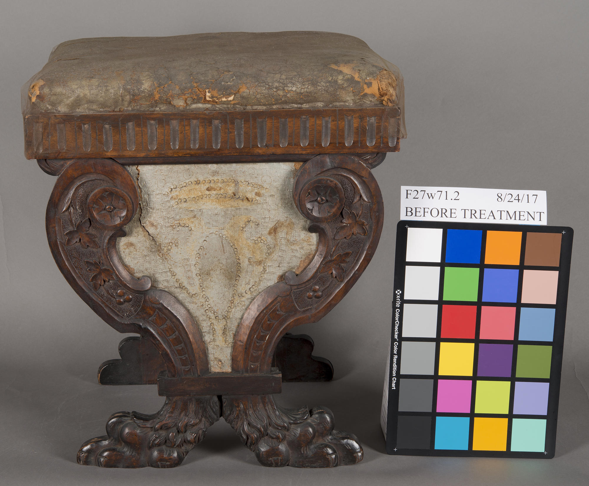 One of the stools, F27w71.2, before conservation