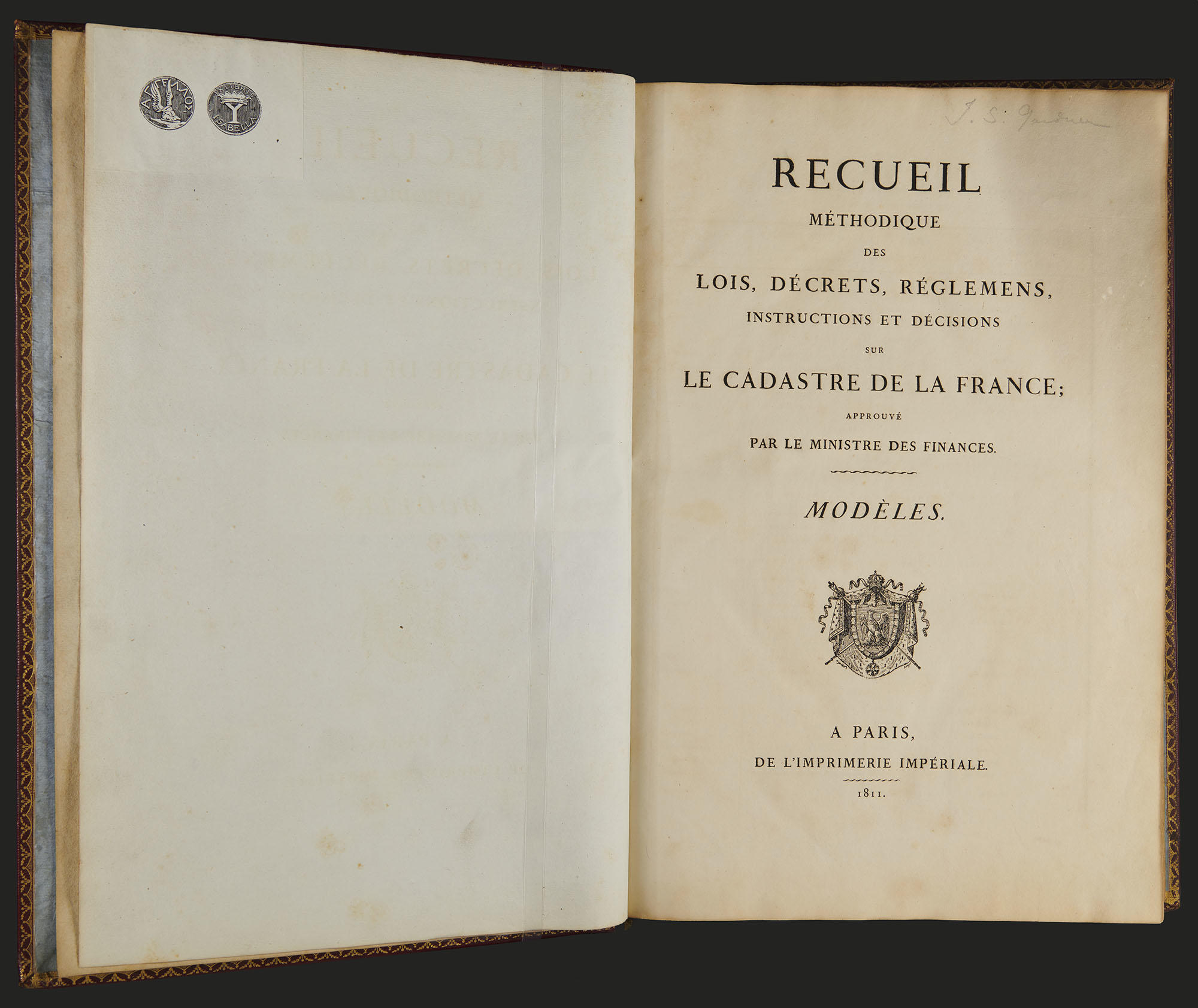 Title page of a Recueil Methodique des Lois, Decrets, Reglemens, Instructions et Decisions displaying the full book title and publication information.