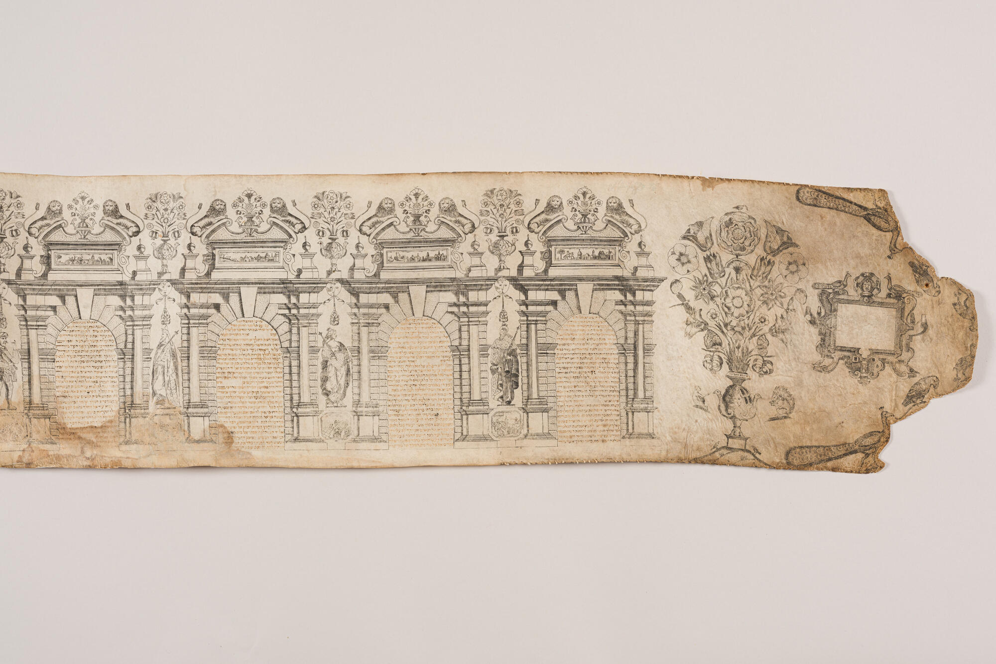 Salom Italia, Esther Scroll