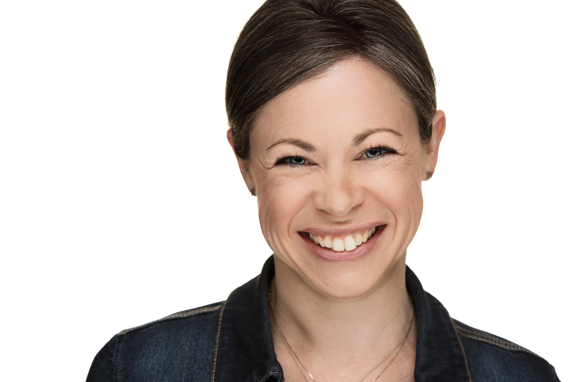 Laura Conrad Mandel is Managing Director of Program Strategy and Impact at The Vilna Shul, Boston's Center for Jewish Culture. 