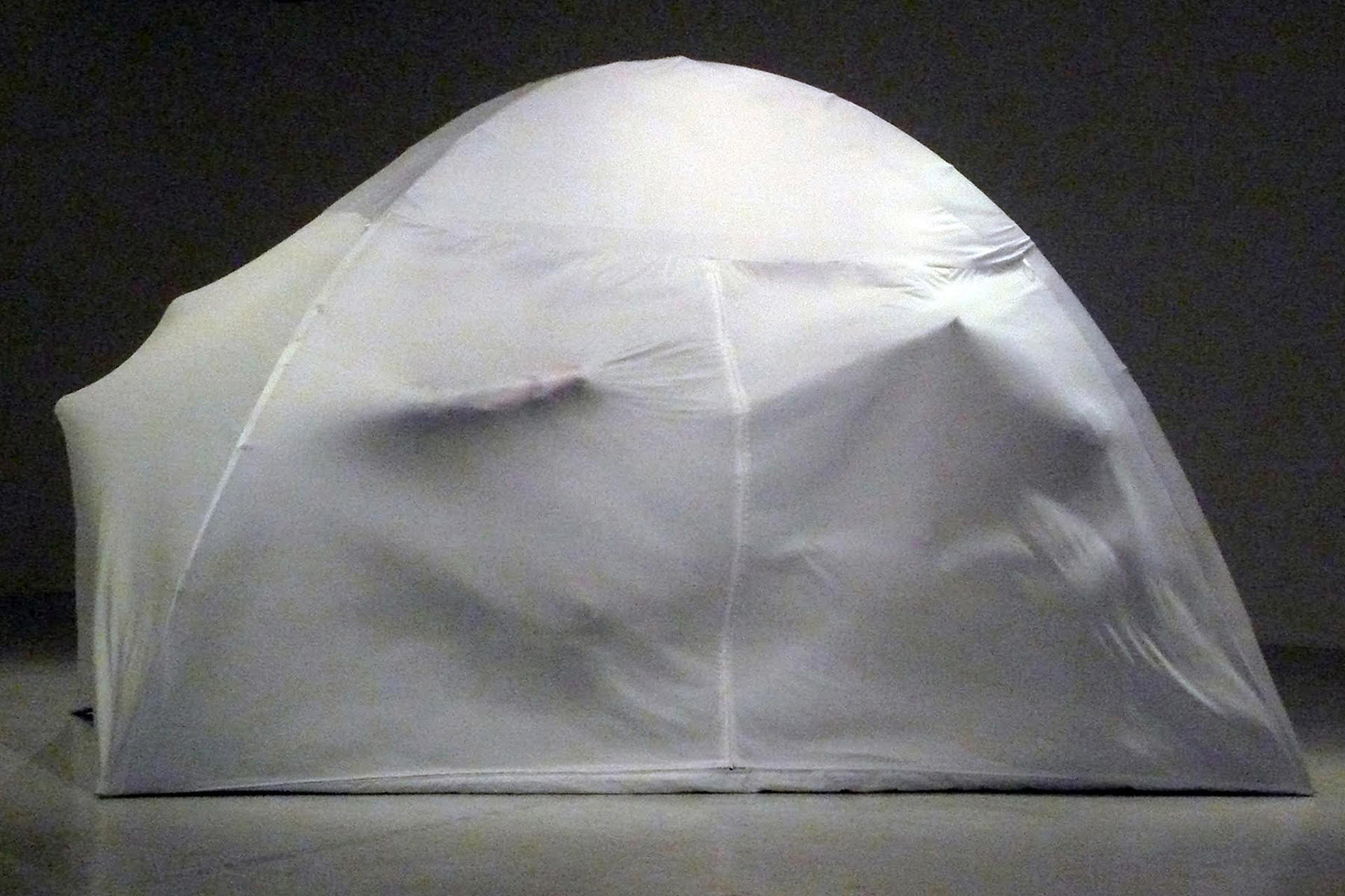 Tent, quartet, bows and elbows, 2007, Video still Courtesy of Ana Prvački and 1301PE